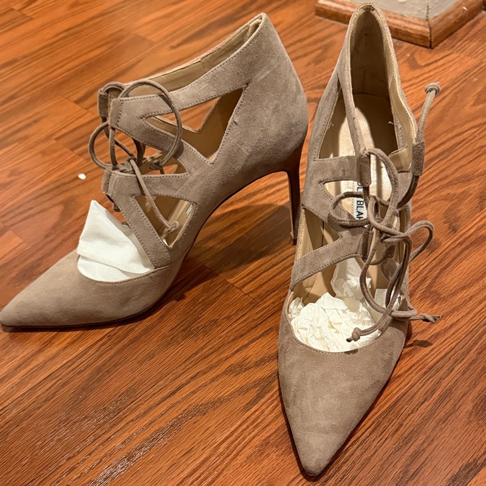 Manolo Blahnik Taupe Lace-Up Heels